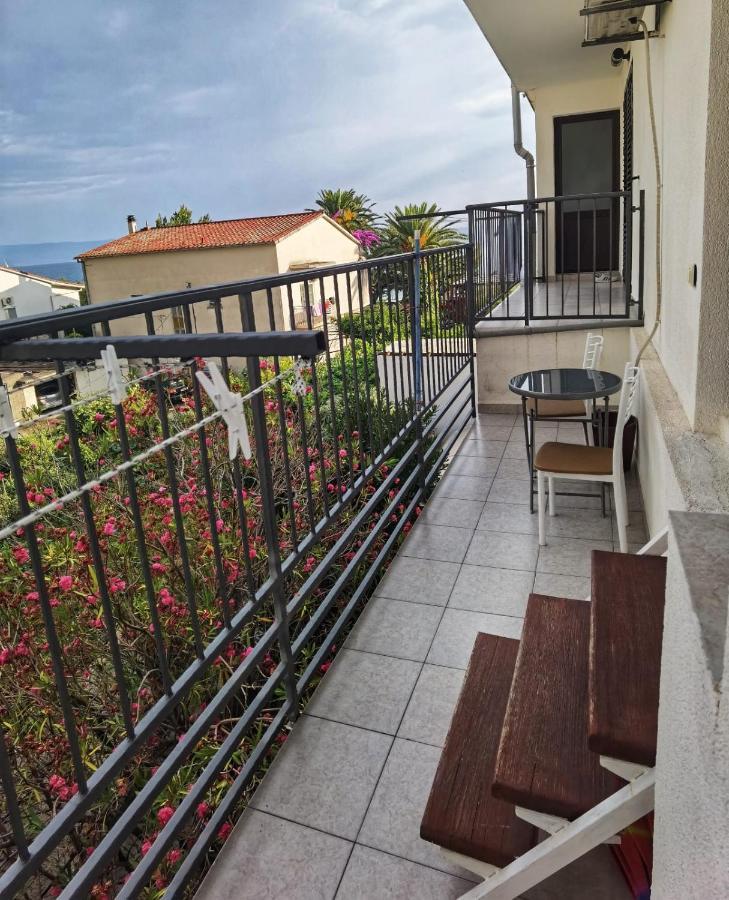 Casablanca Apartman Podstrana